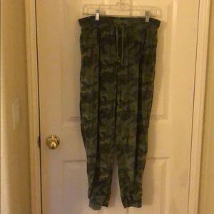 American Eagle Velour Camo Joggers